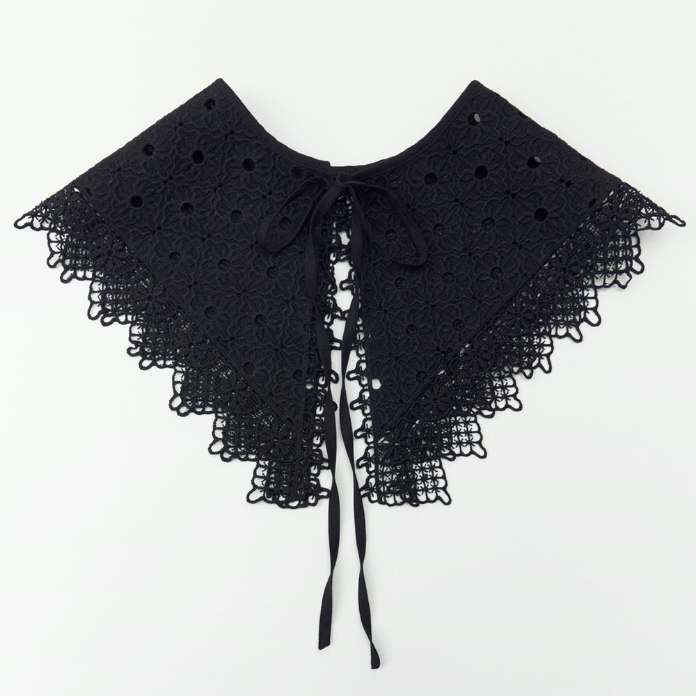 ZARA Black Lace Collar